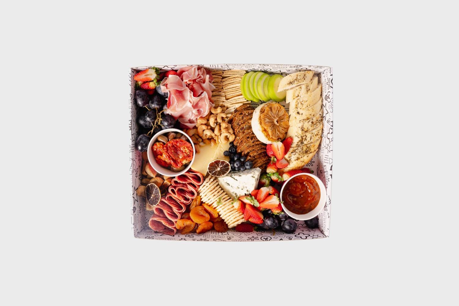 Premium Local Cheese and Meats Platter (Medium)