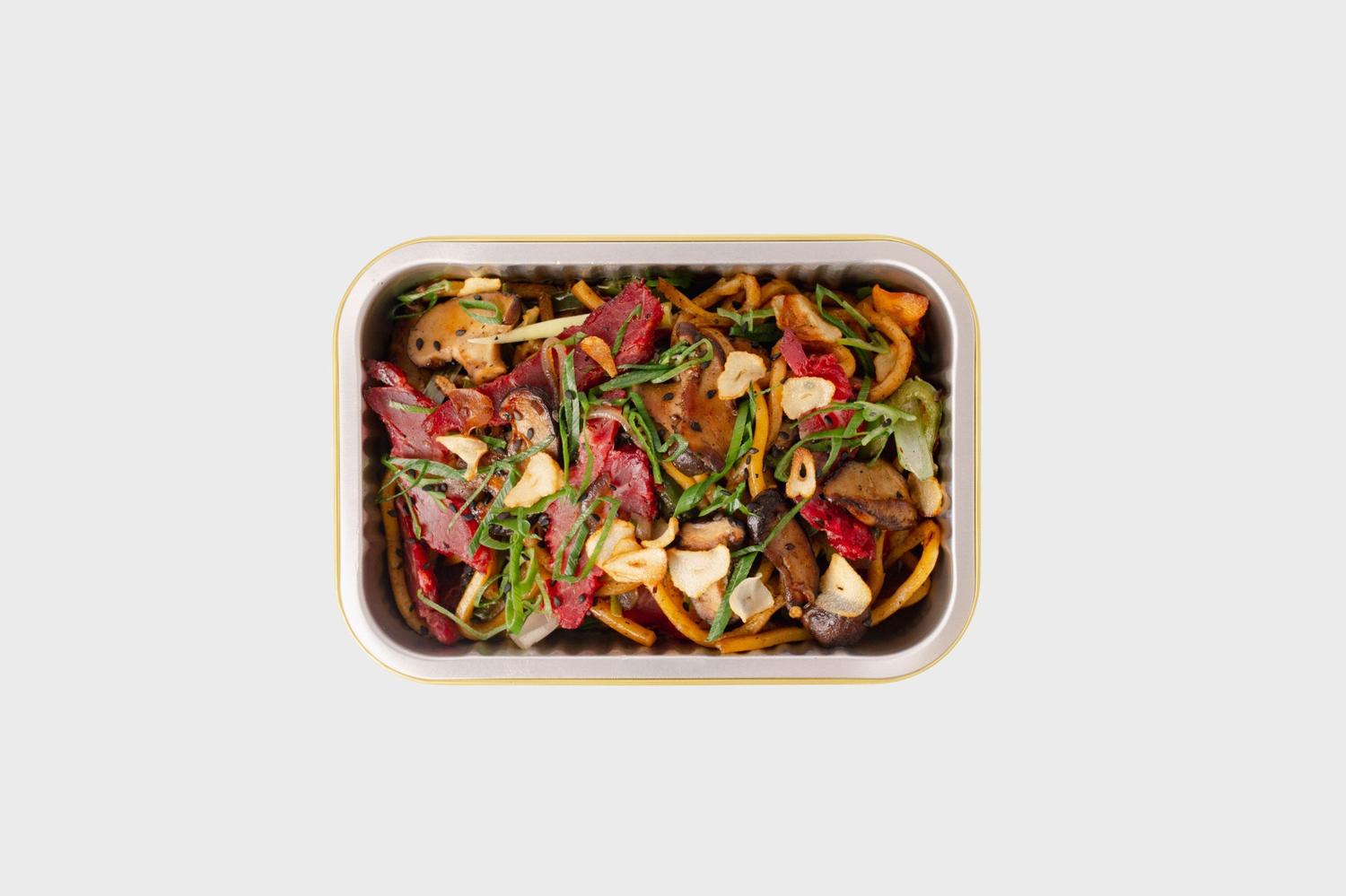 Wok Fried Yakisoba Noodles with Garlic & Sesame 