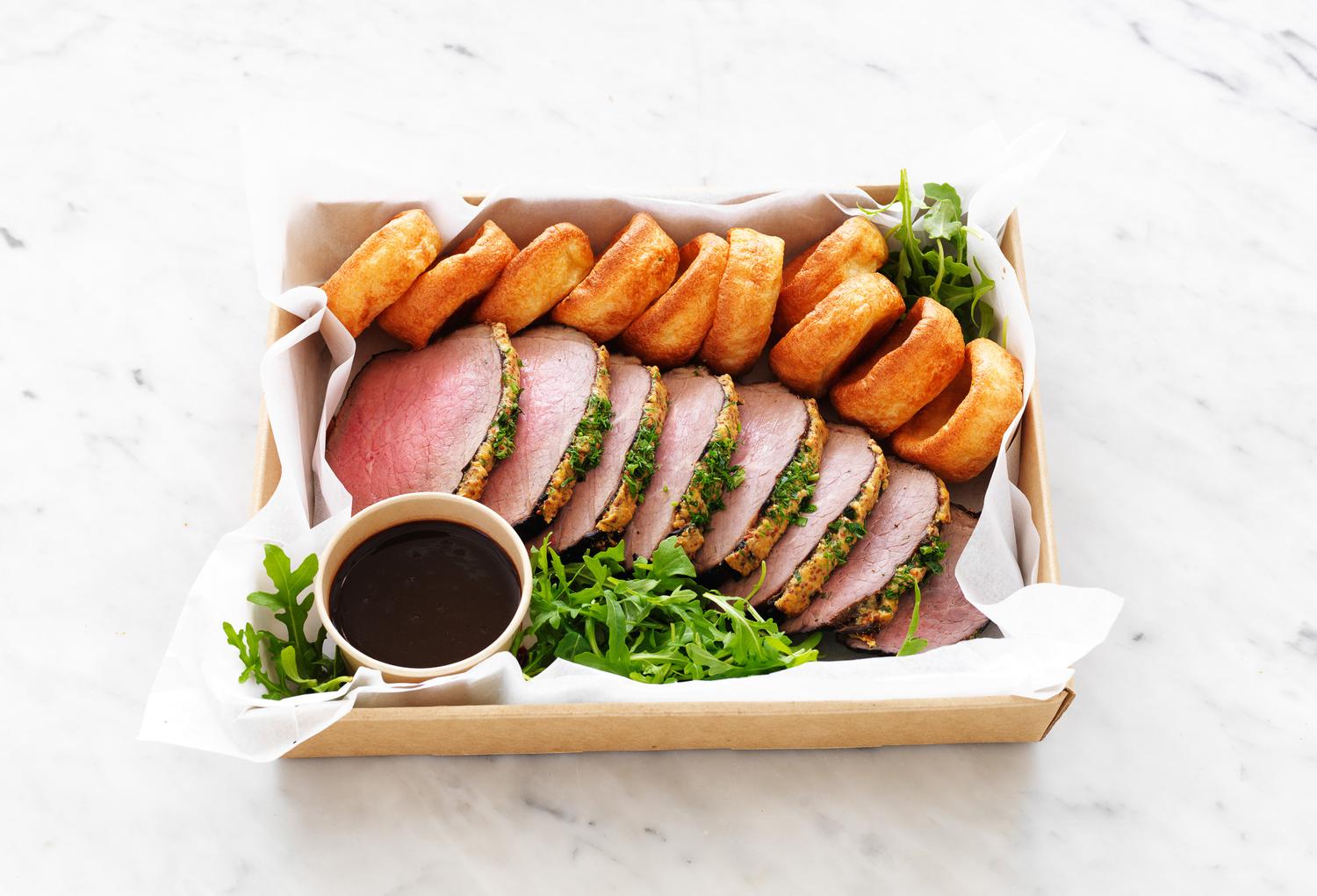 Roast Beef with Yorkshire Puddings and Jus