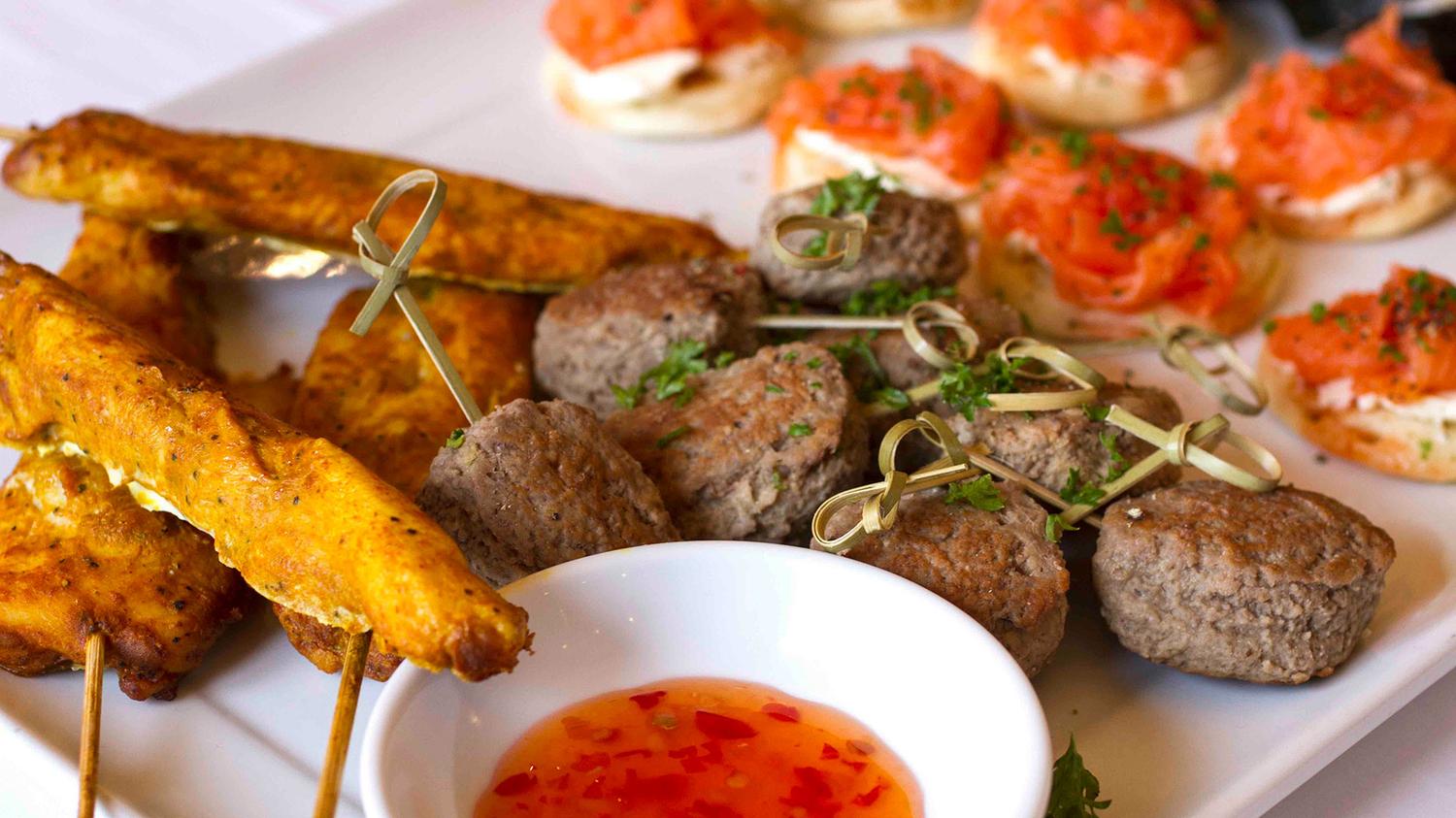 Mixed Finger Food (Platter of 30 pieces)