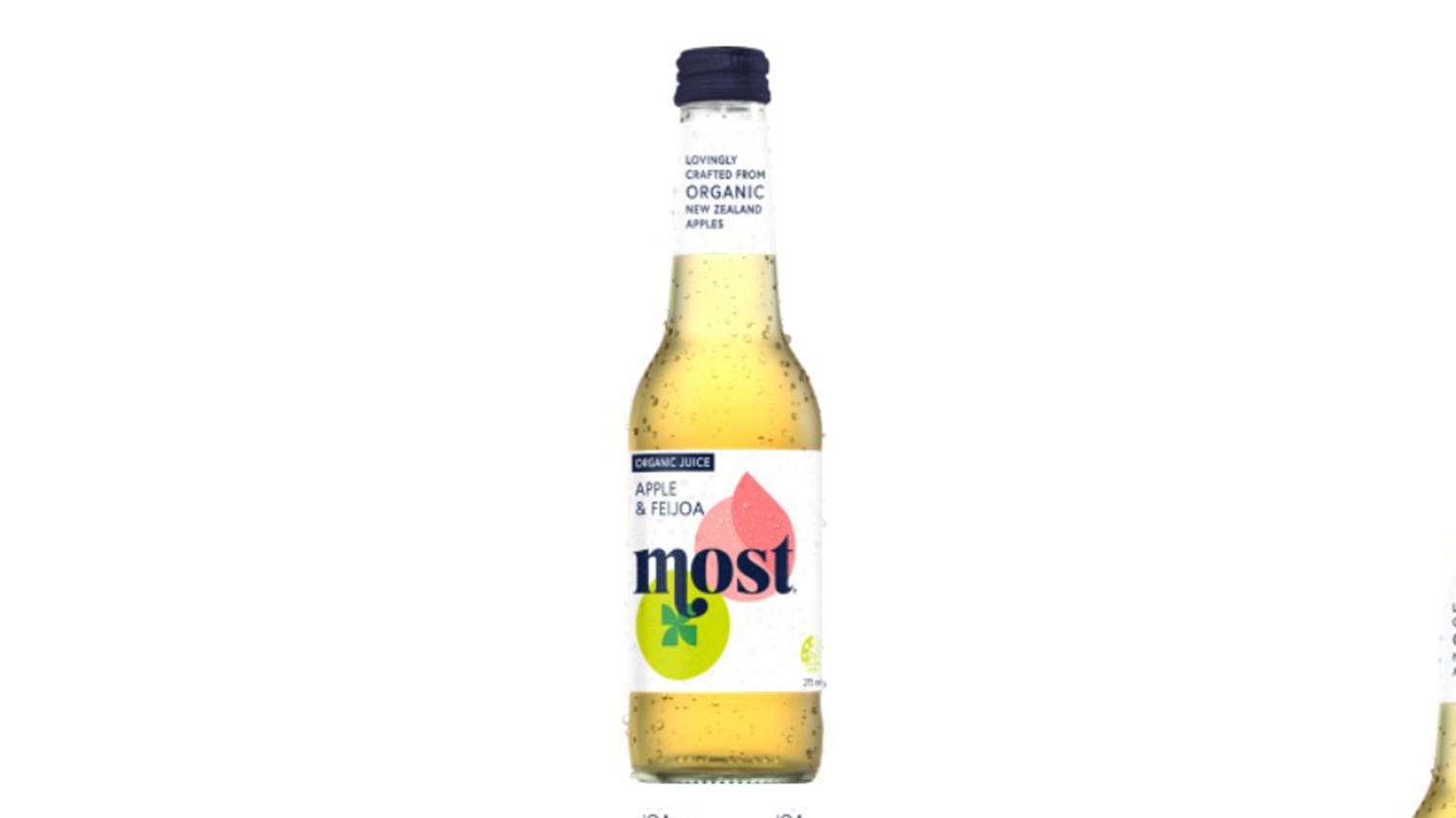 Apple and Fejoa Most Juice