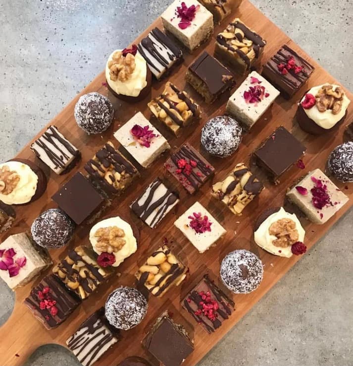 Sweet Selection Platter Box
