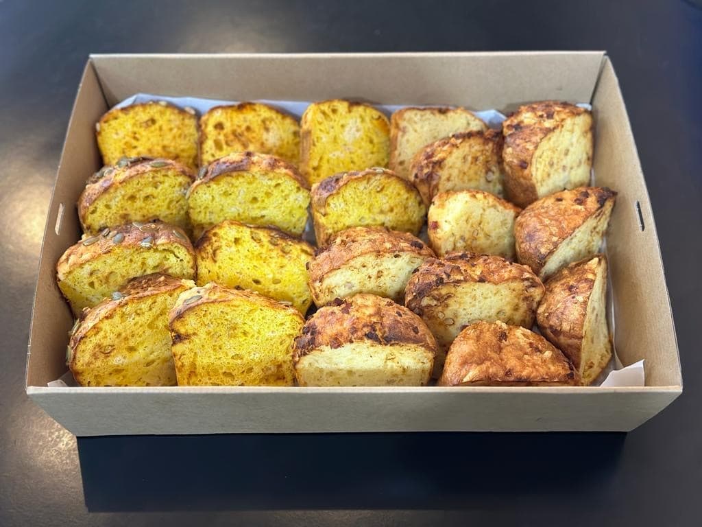 Large Assorted Savoury Muffin Platter (16 Pieces)