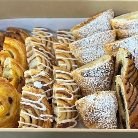 Assorted Pastries Platter (Large)