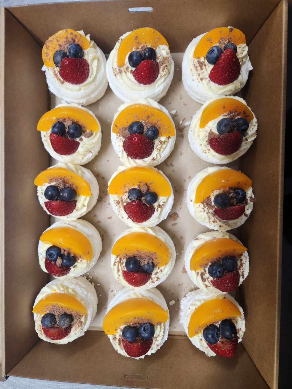 Mini Pavlova
