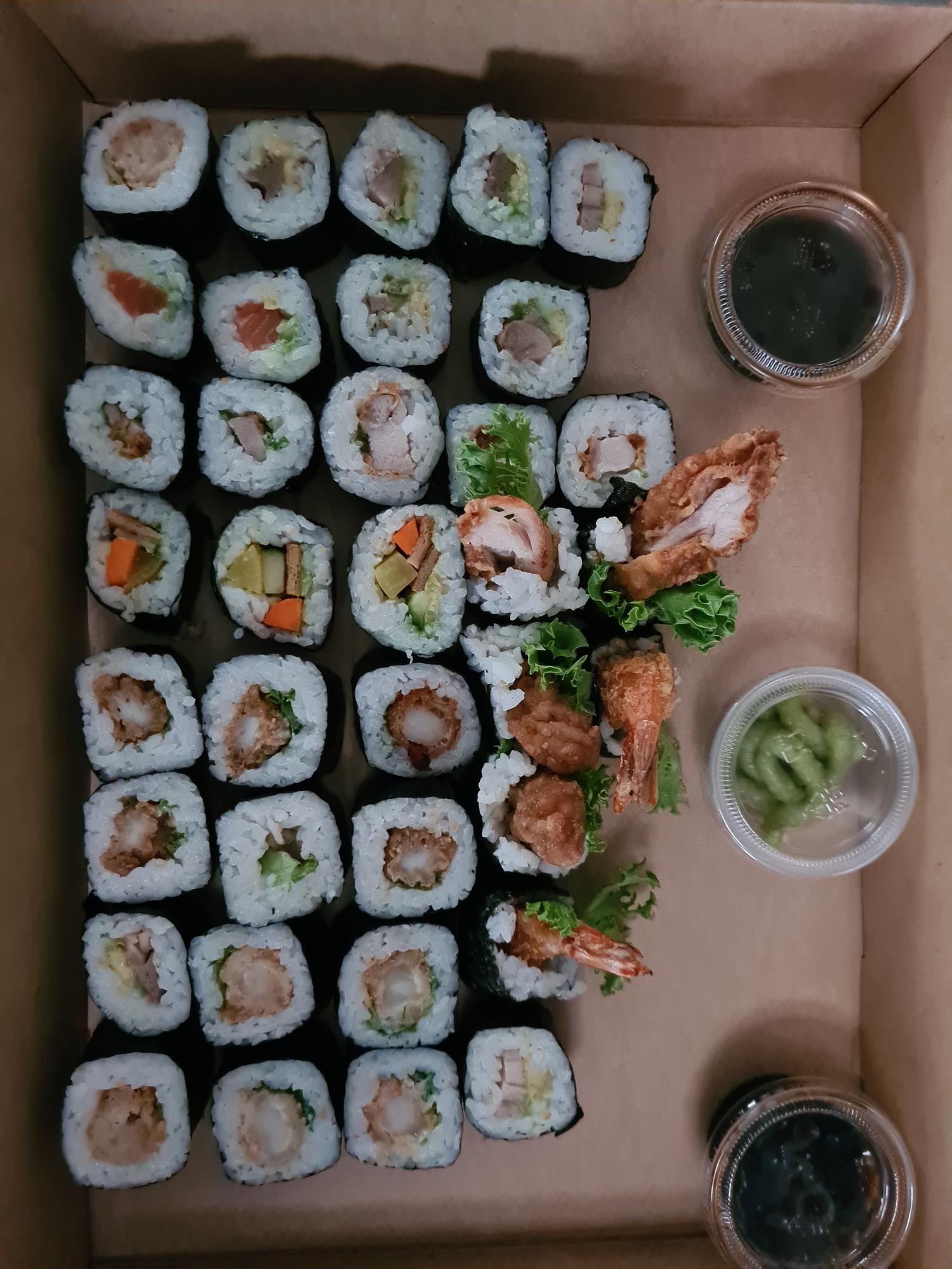 Sushi Platter (Platter of 20)