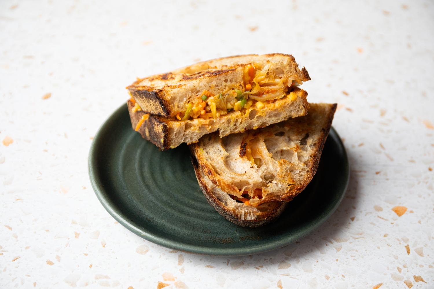 Kim chi grilled cheez toastie 