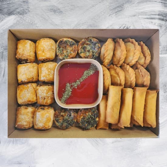 Vegetarian Finger Food Collection (Box 30 Pieces)