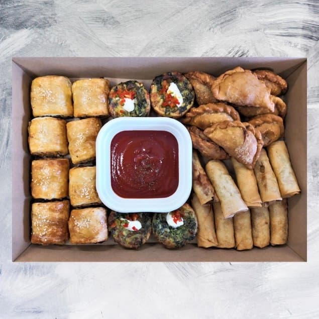 Vegetarian Finger Food Collection (Box 30 Pieces)