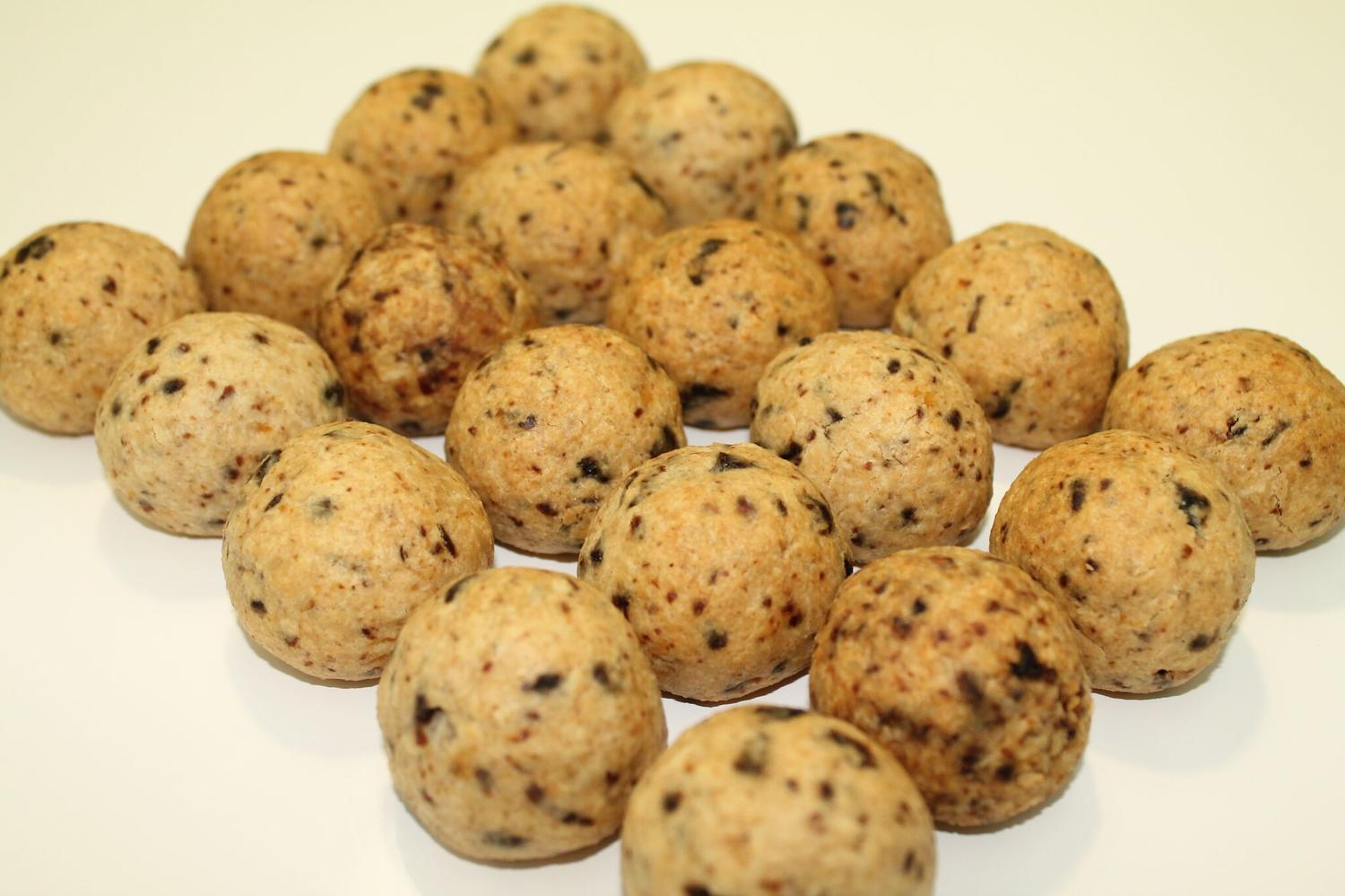Date and Walnut Balls