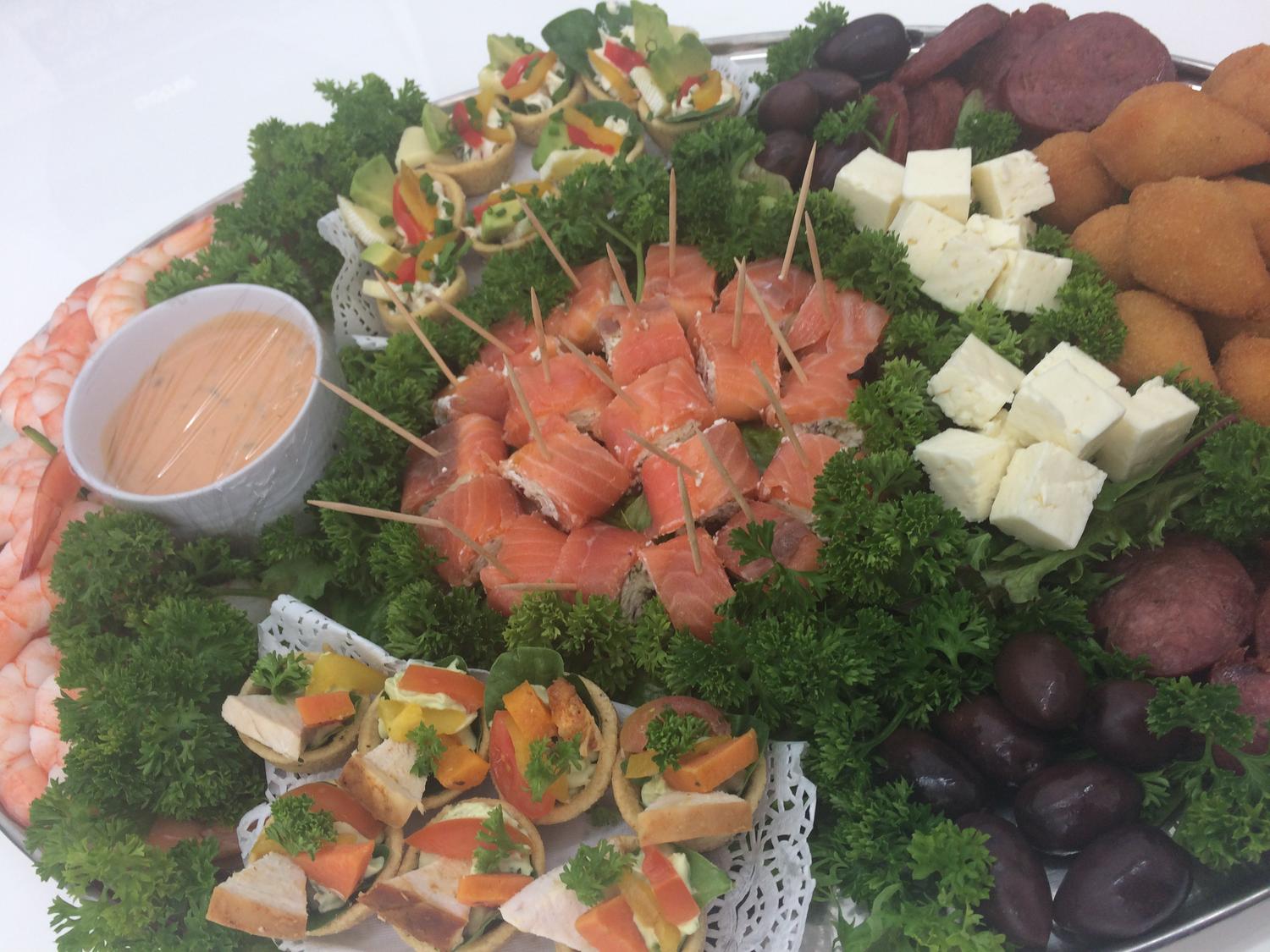 Savoury Cocktail Platter (50 Pieces)