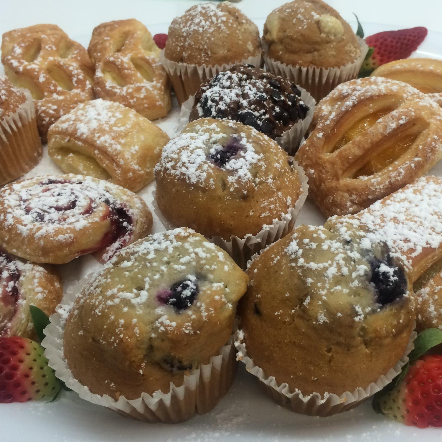 Muffin & Danish Platter (20 Pieces)