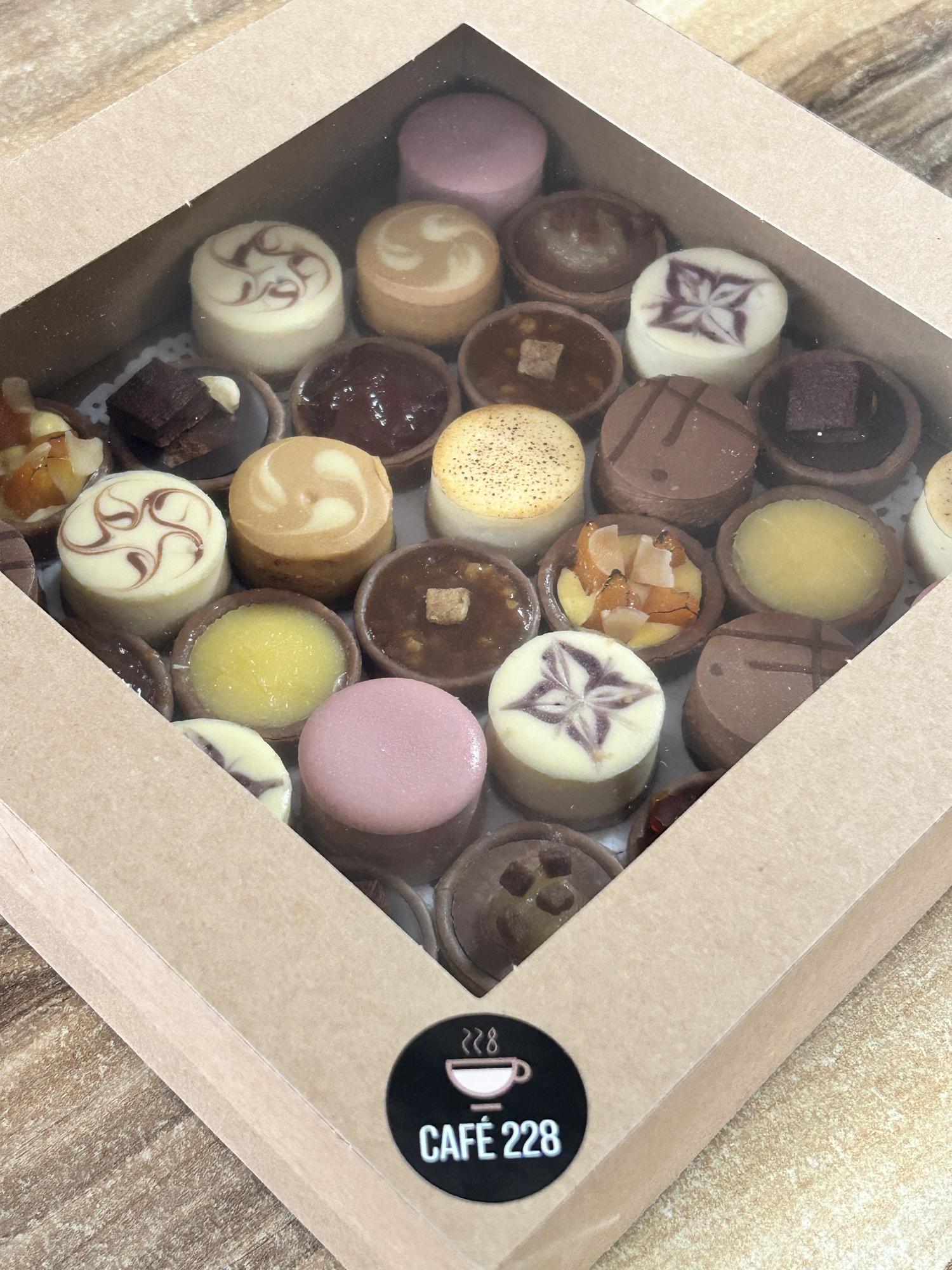 Petite Flans (Box of 30)