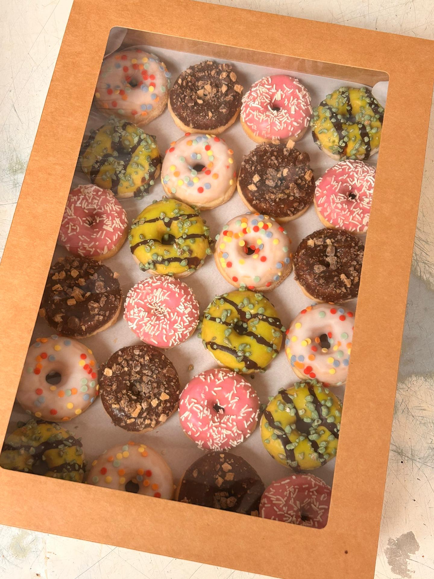 Melbourne Cup Donut Quinella  (24pcs)