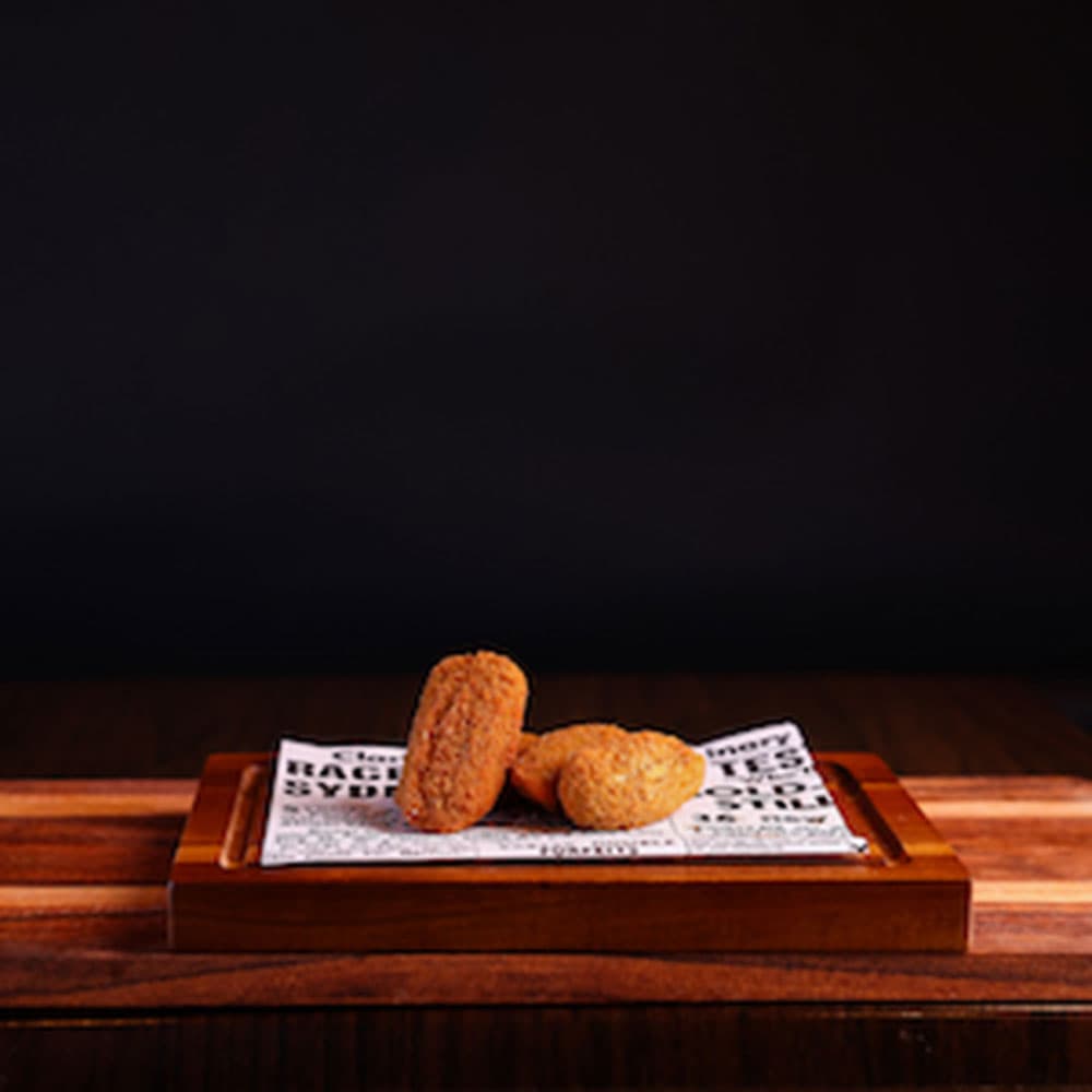 Jalapeno Poppers (4 Pieces)