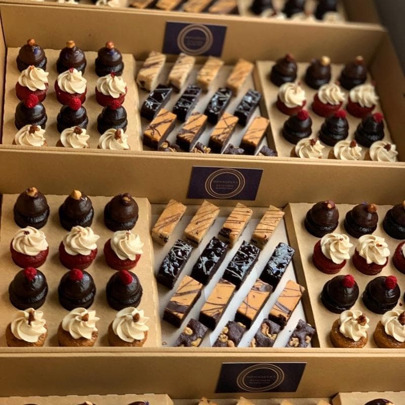 Petit Four Cakes and Brownies Box (Box of 40)