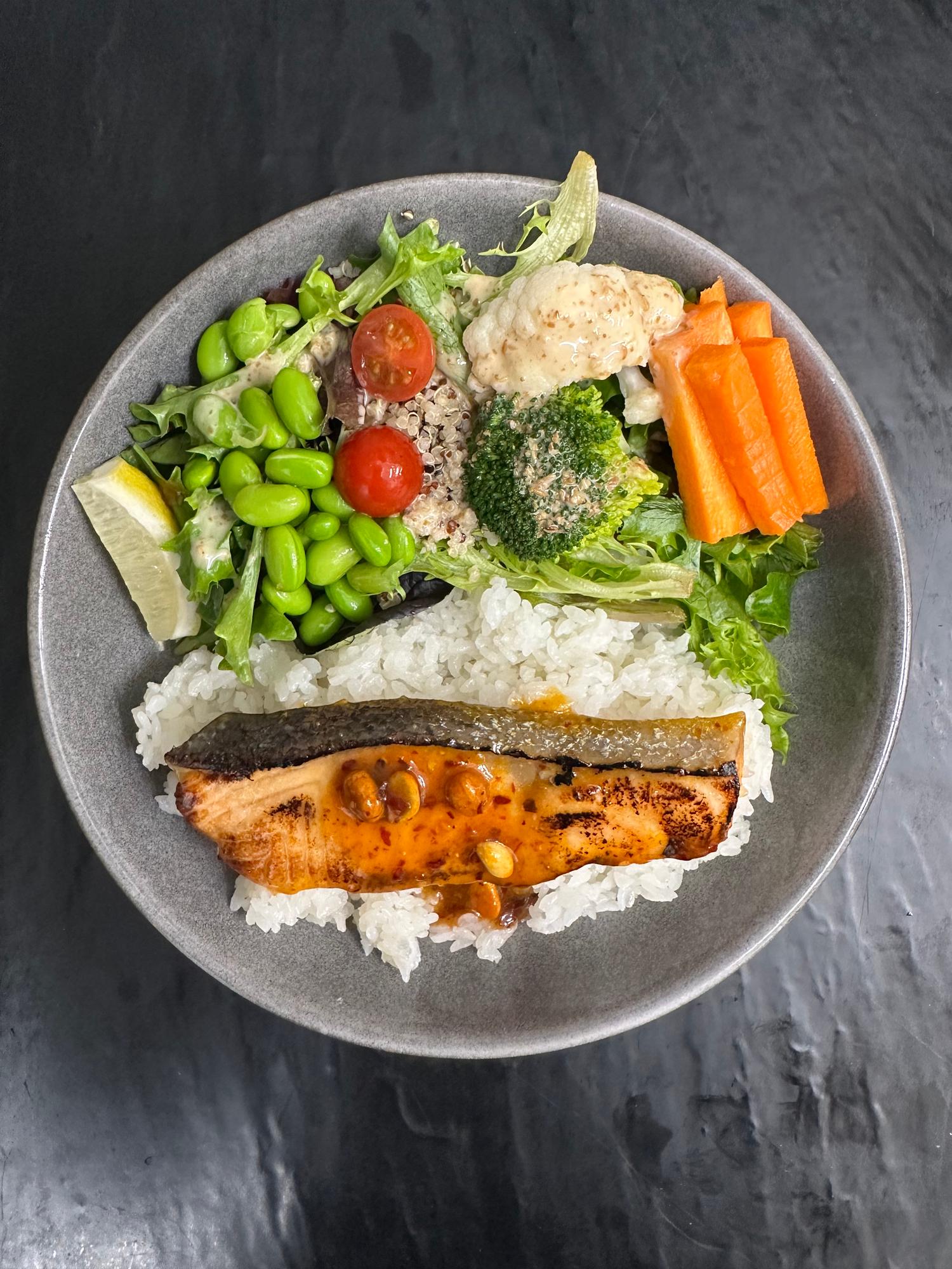 Spicy Atlantic Salmon Miso Bento Bowl (24oz)