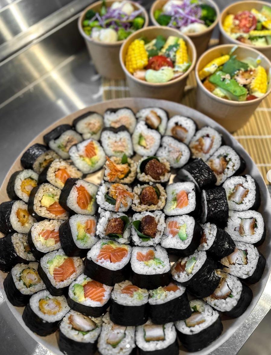 Maki, Salad and Soup Platter (Medium Package)