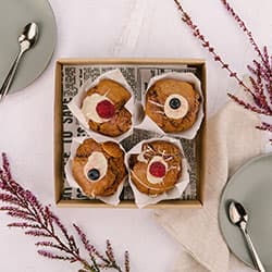 Muffins, Mixed Berry Choc & Lilli Pilli