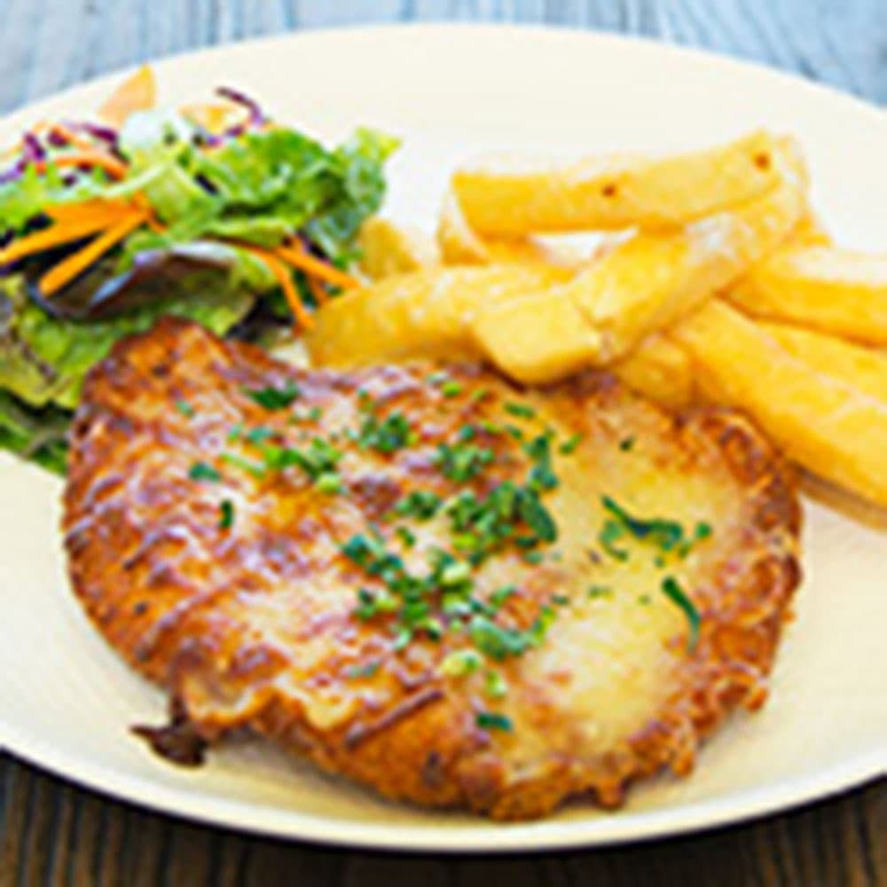 Traditional Chicken Parmigiana