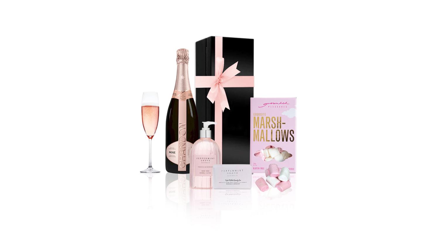 Pink Champagne & Sweet Hamper