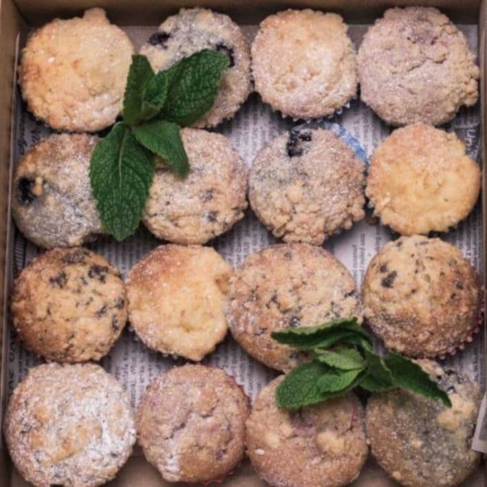 Mini Muffin Variety Collection Box (16 Pieces)