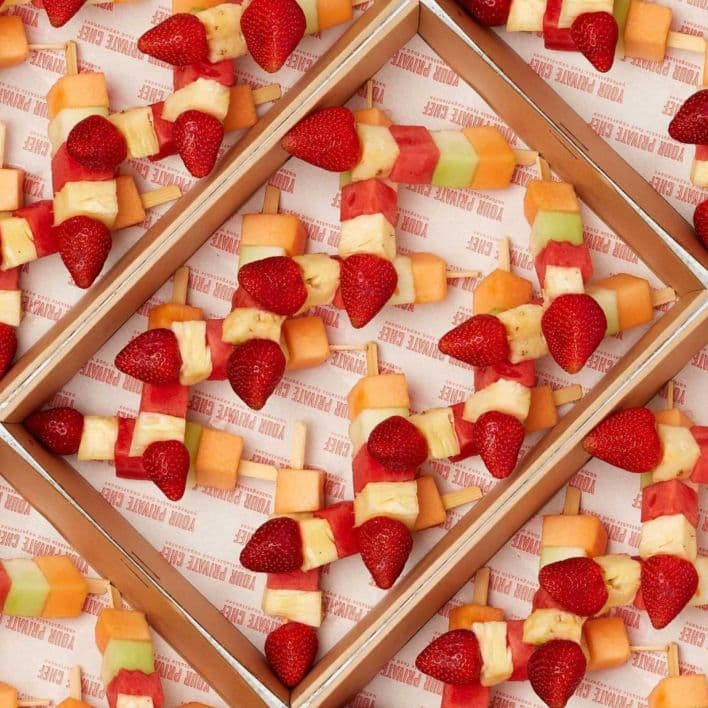Fruit Skewer Box (14 Pieces)