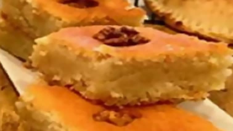 Harissa Cake (Box of 12 Slices)