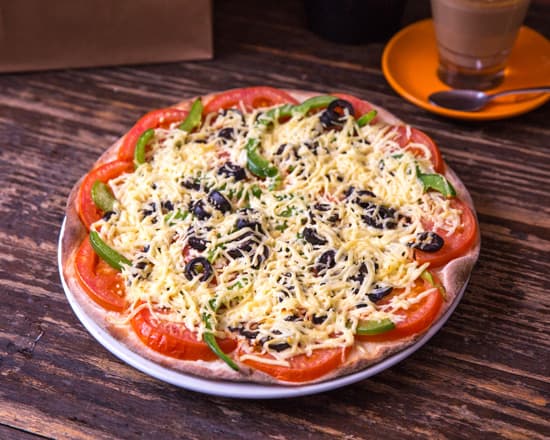 Vegetarian Pizza (Cut in 4 Slices)