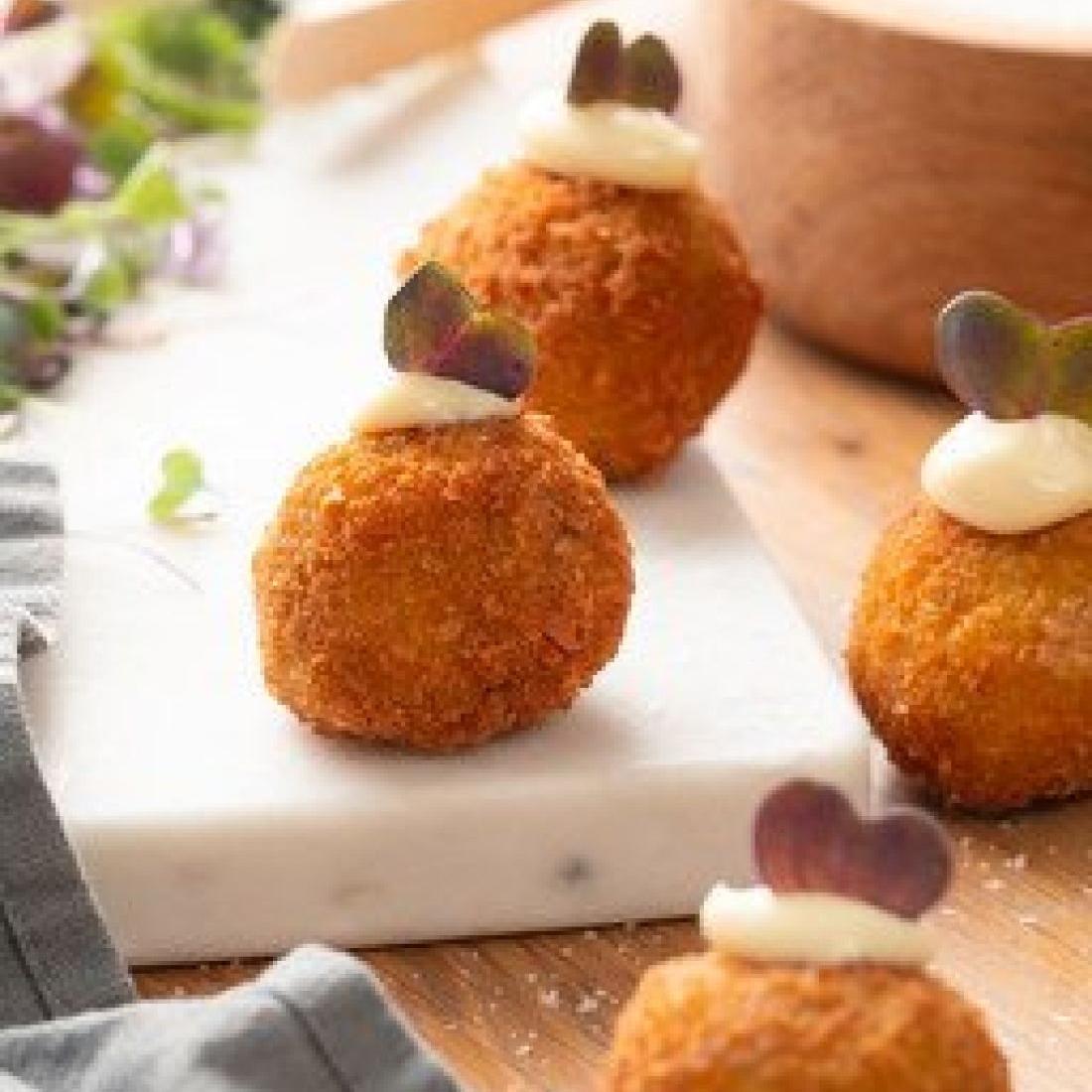 Mushroom and Mozzarella Arancini (Box of 20)