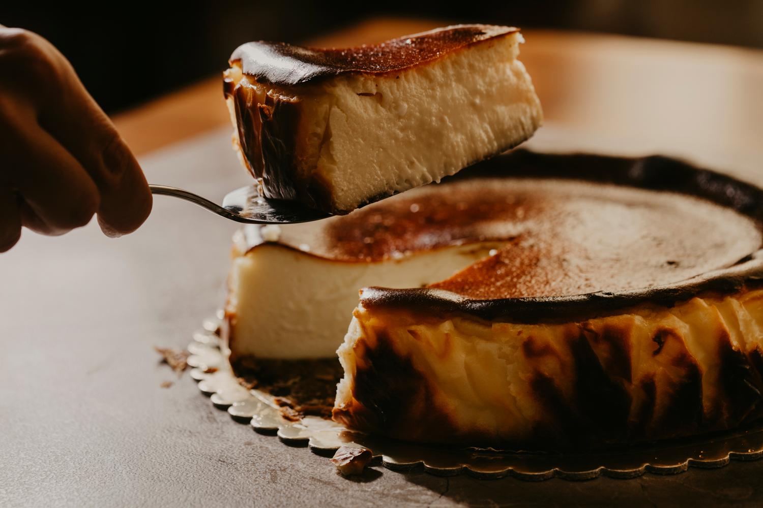 Basque Cheesecake (6 Inches)