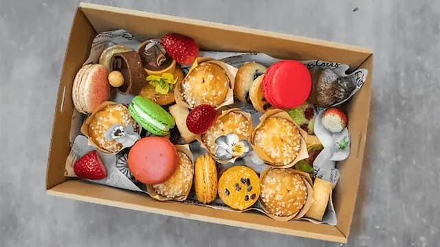 Sweet Treat (Box of 20)