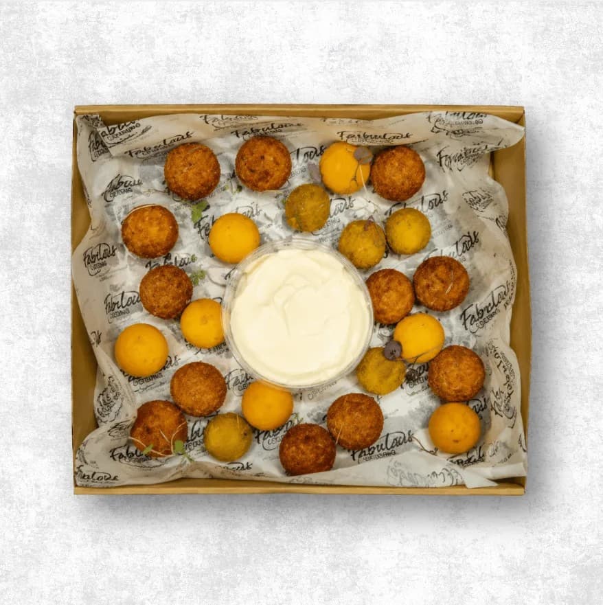 Seasonal Arancini Hot Canape Box (24pcs)
