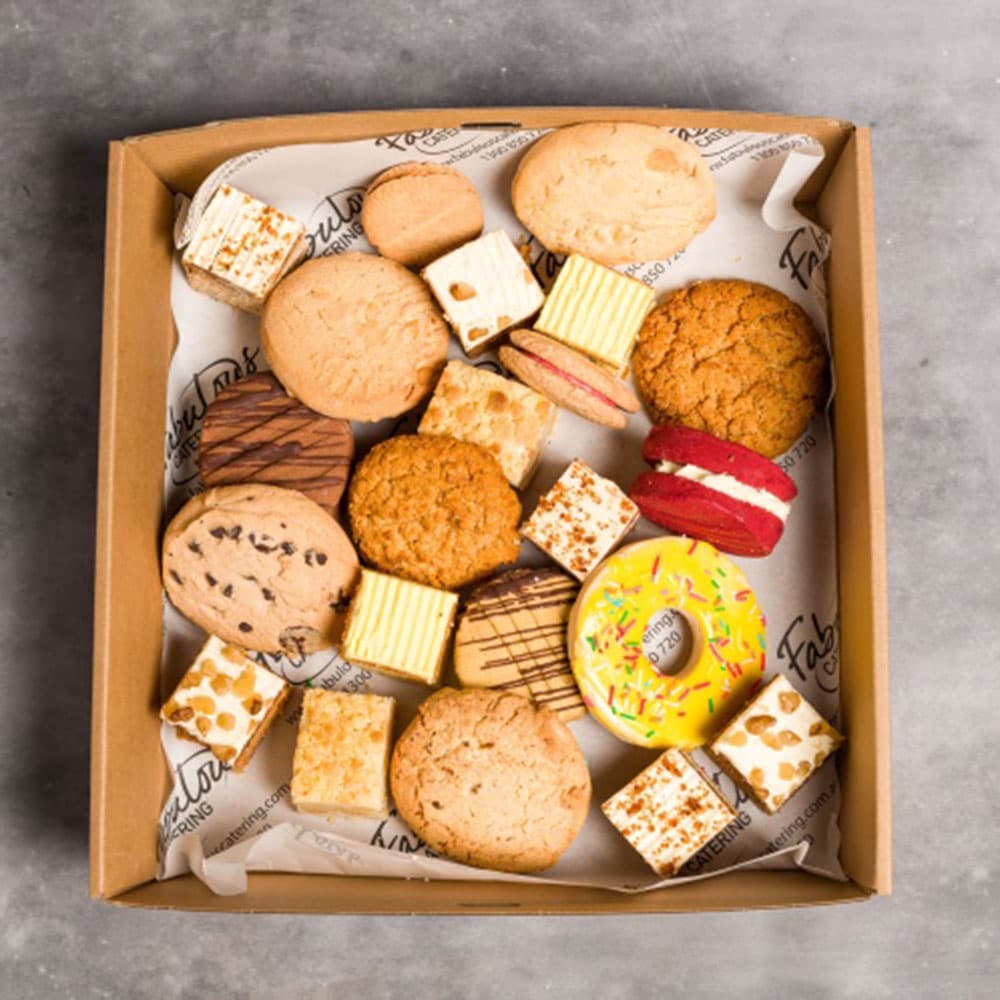 Cookie And Slices Box (20 Pieces)