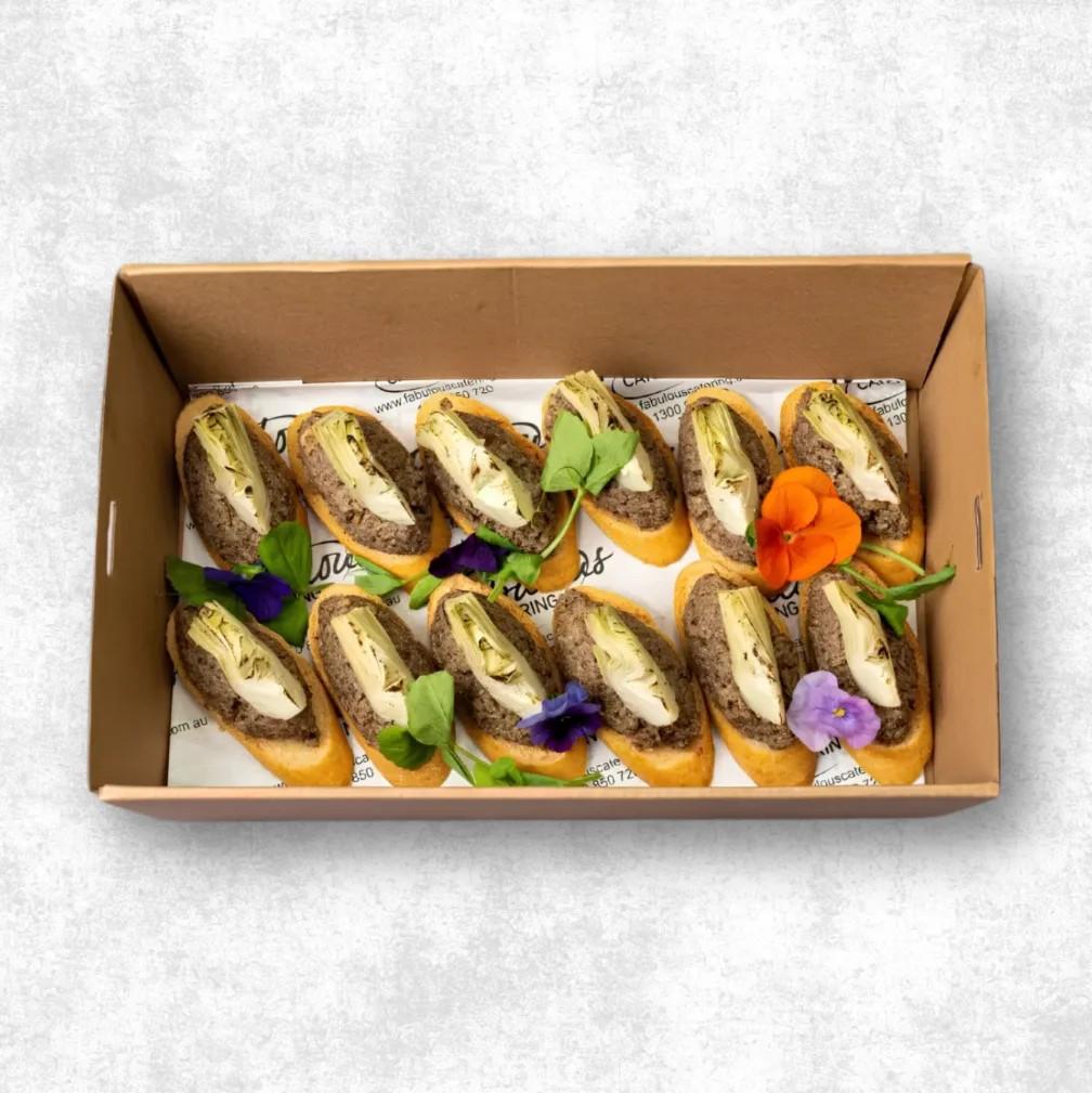 Truffled Mushroom & Artichoke Crostini Box (12pcs)