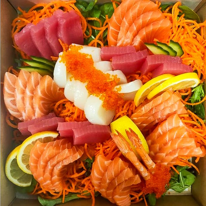  Assorted Seafood Sashimi Platter (42 pces)