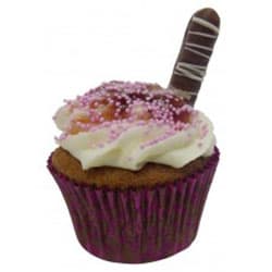 The Strawberry Cheesecake Change Gourmet Cupcake
