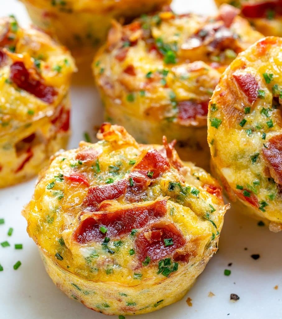 Breakfast Muffin with Bacon And Egg