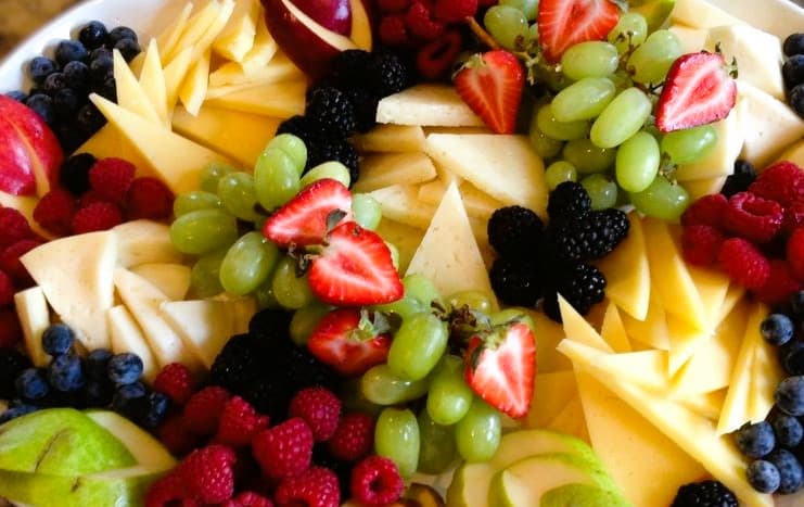Cheese and Fruit (Small Platter)