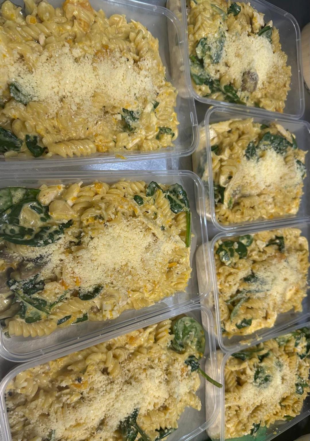 Creamy Pasta salad (Small Serve)