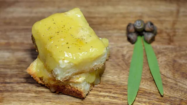 Lemon Myrtle Slices