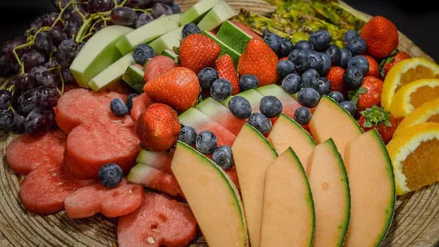 Fresh Fruit Platter (Small)