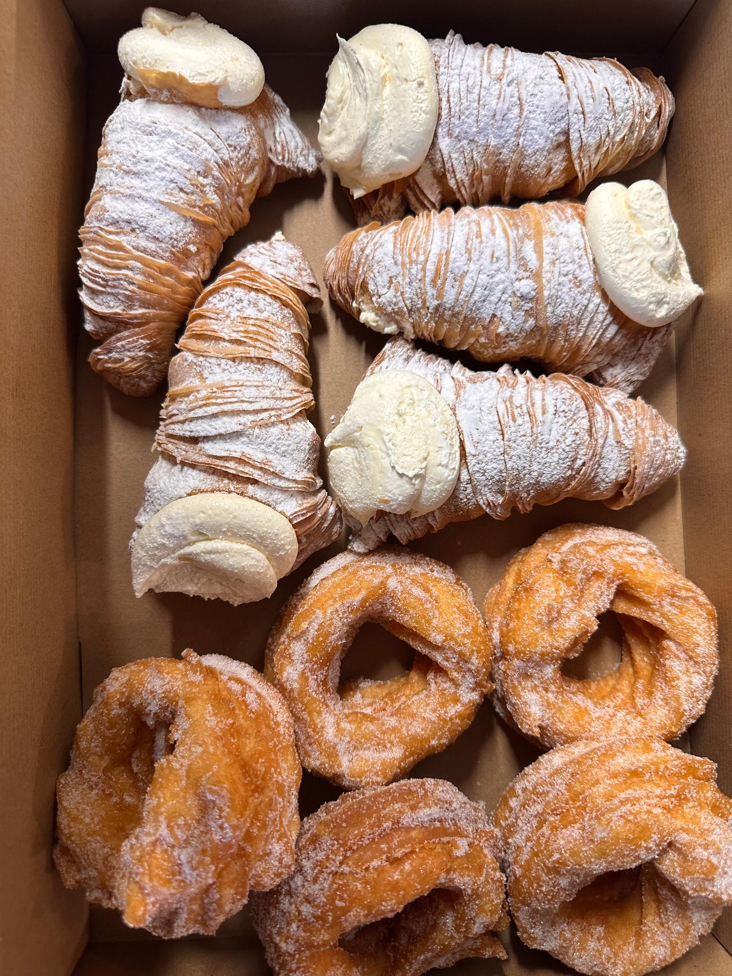 Sweets Sharing Box