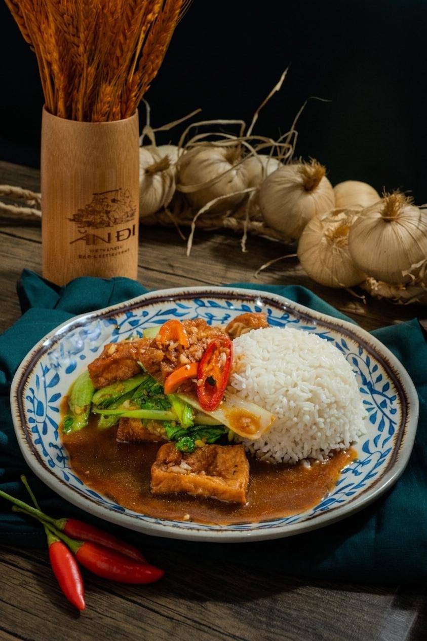 Stir Fried Tofu & Bok Choy on Rice