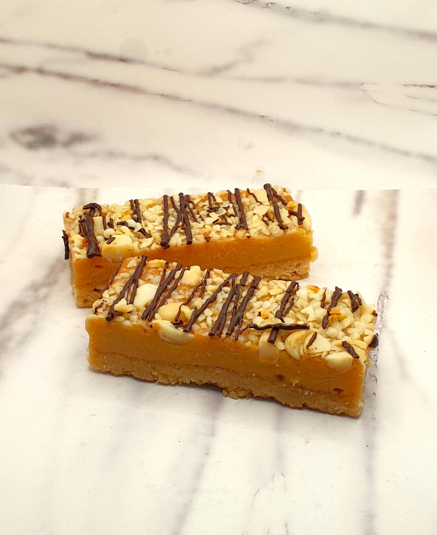 Gluten Free Caramel Macadamia Sweets (Box of 16)
