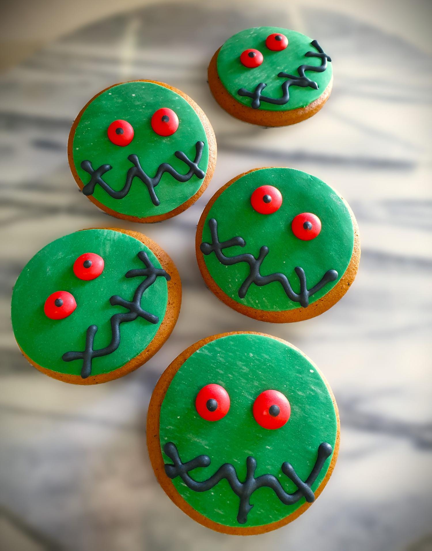 Stitch Face Cookies Box (24pcs)