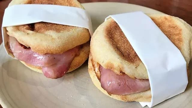 Egg, Bacon and Cheese Muffin