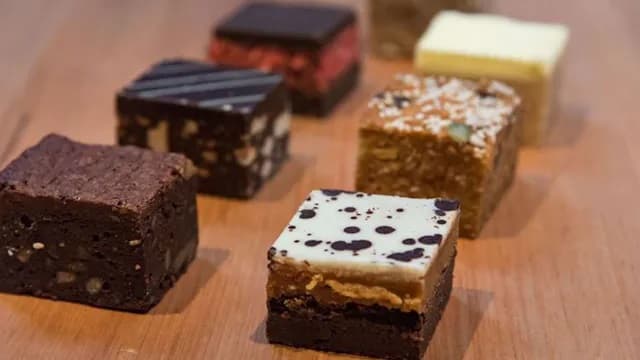Classic Sweet Slices Standard Size (5cm x 8cm)