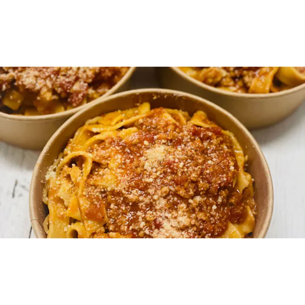 Bolognese Pasta (Disposable Foil Trays)