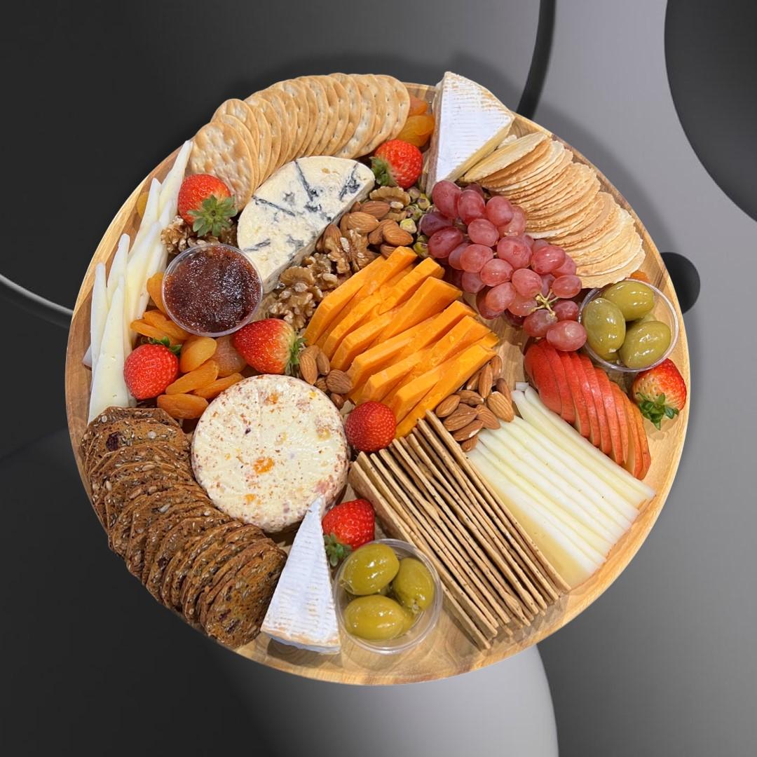 Gourmet Cheese Platter (Medium)